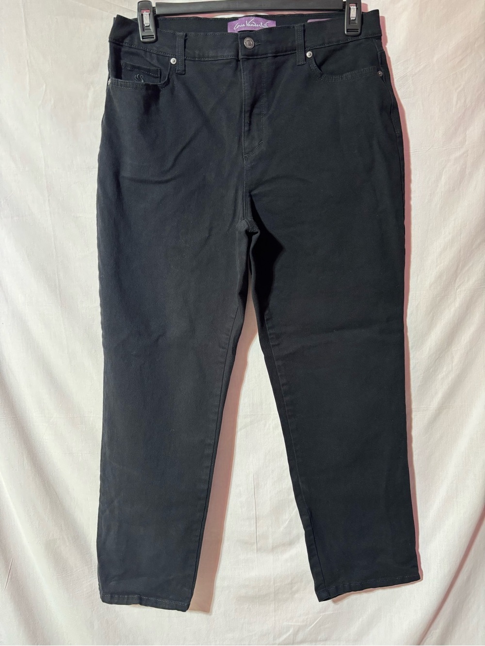 Gloria Vanderbilt Amanda Black Straight-Leg Jeans